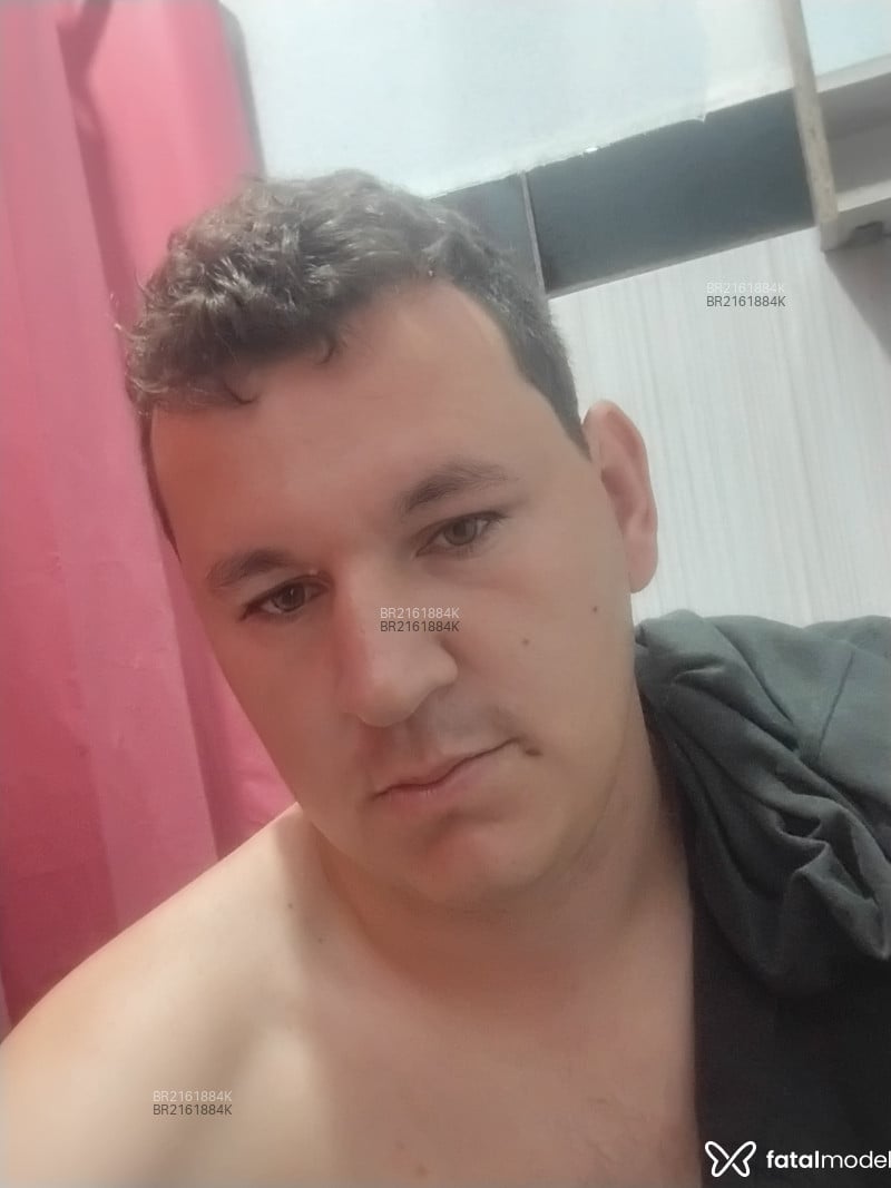 Acompanhante Leandro - Feed