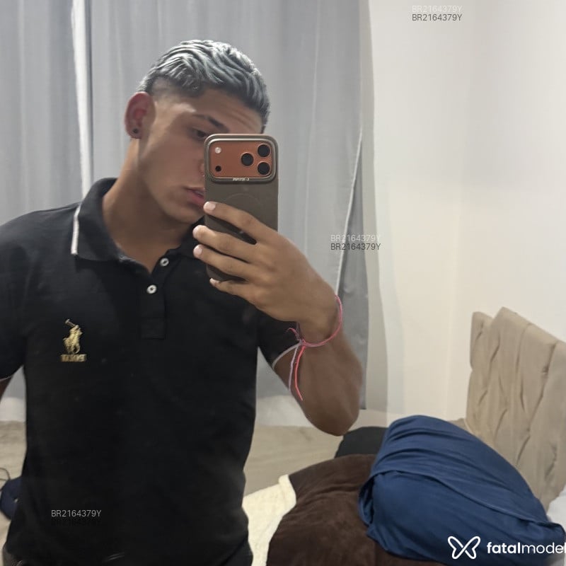 Acompanhante Lucas - Feed