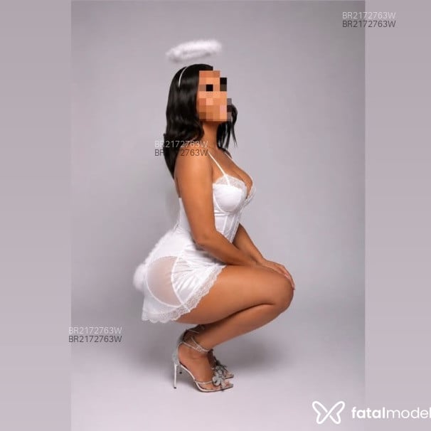 Acompanhante Safira - Feed