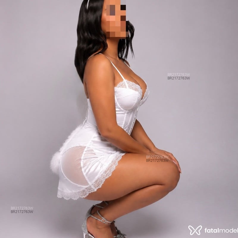 Acompanhante Safira - Feed