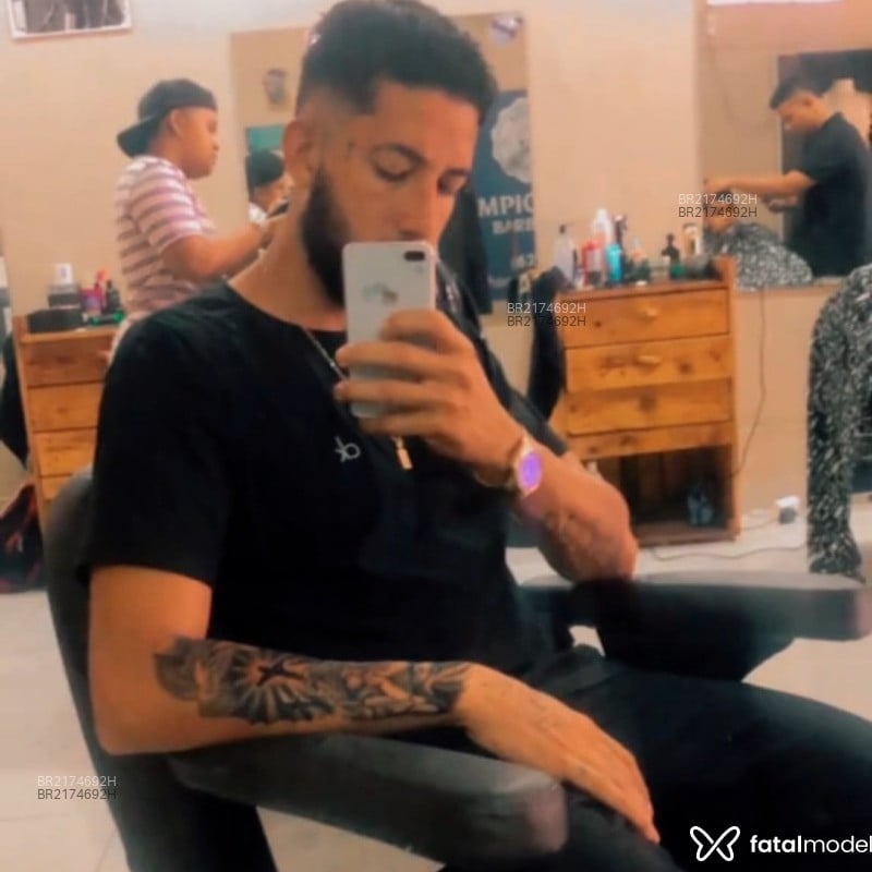 Acompanhante Ricardo Tavares - Feed