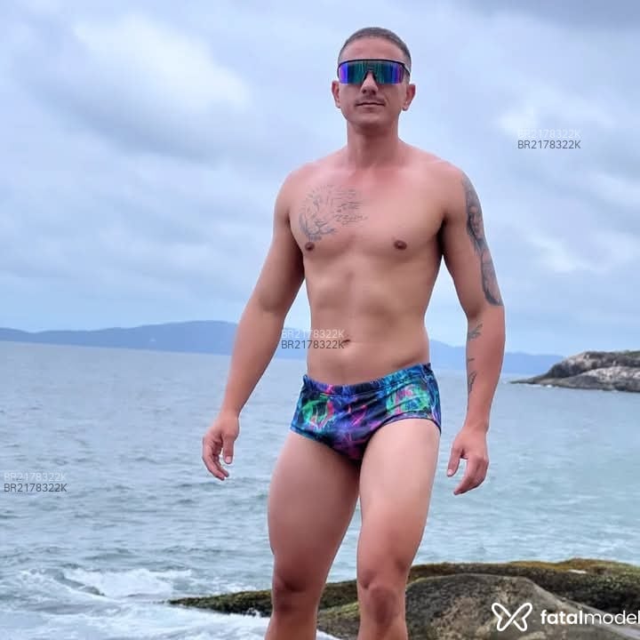 Acompanhante Carlos Silva - Feed