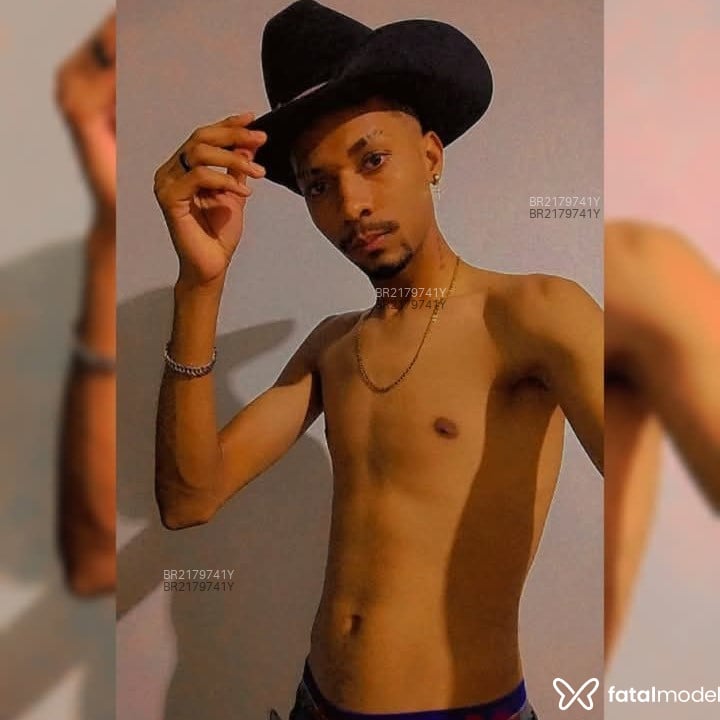 Acompanhante Matheus Pietro - Feed