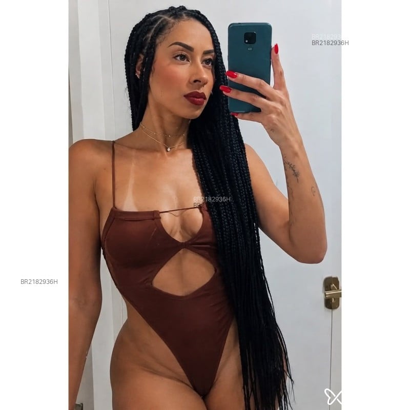 Acompanhante Safira - Feed