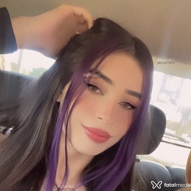 Acompanhante Mirela - Feed