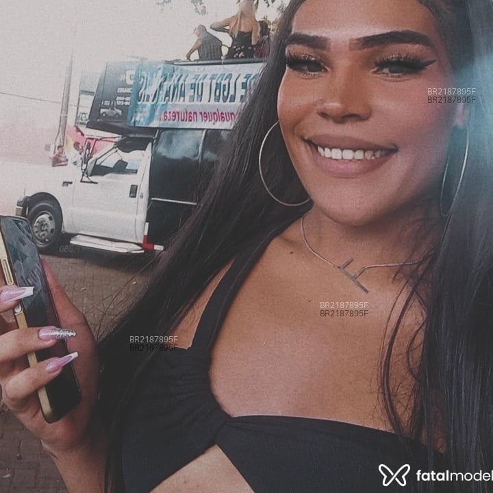 Acompanhante Travestiversatil - Feed