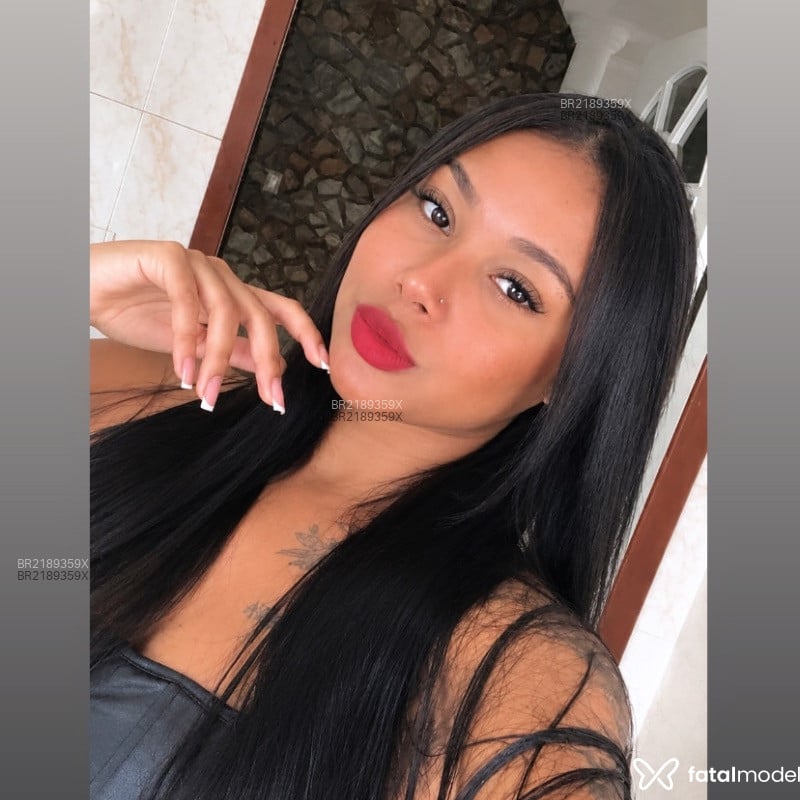 Acompanhante Lara Tavares - Feed