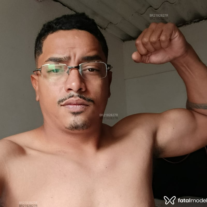 Acompanhante Walaf - Feed