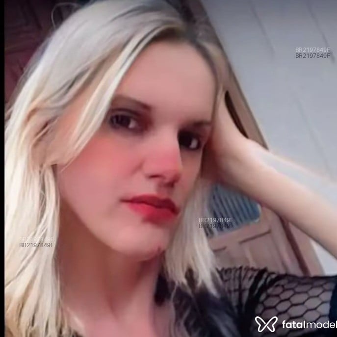 Acompanhante Xuxa Travesti - Feed