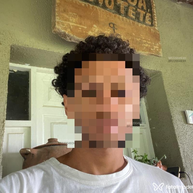 Acompanhante Preto - Feed
