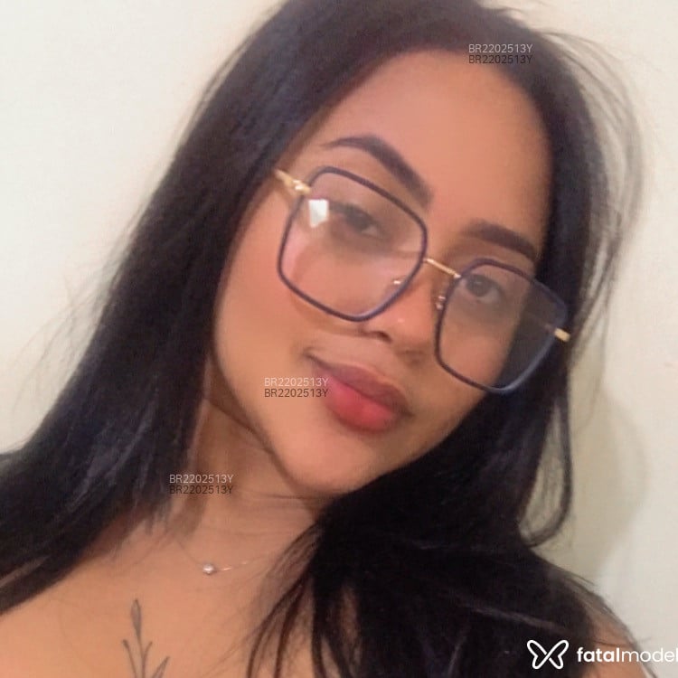 Acompanhante Kiara - Feed