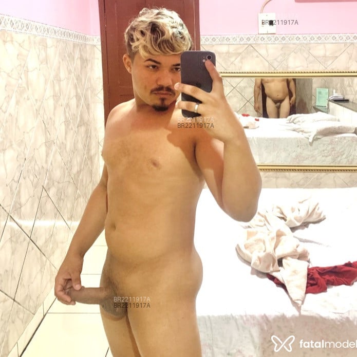 Acompanhante Diego - Feed