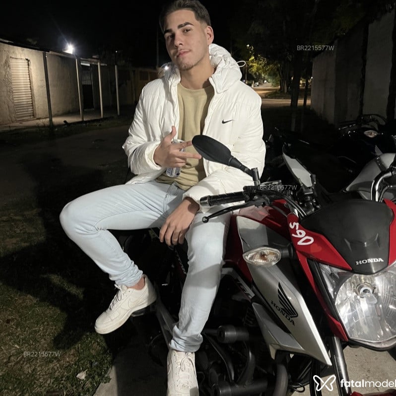 Acompanhante Lucas Silva - Feed