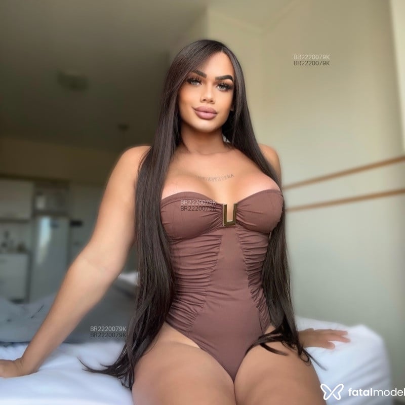 Acompanhante Laninha - Feed