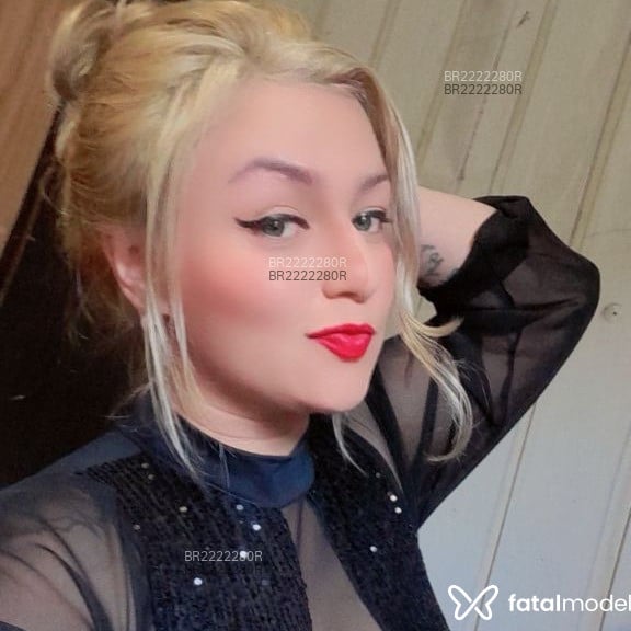 Acompanhante Agatinha - Feed