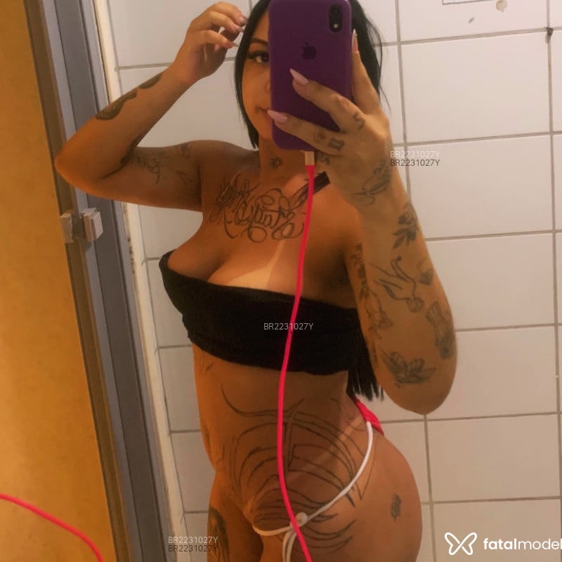 Acompanhante Nicole - Feed
