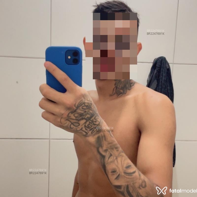 Acompanhante Matheus - Feed