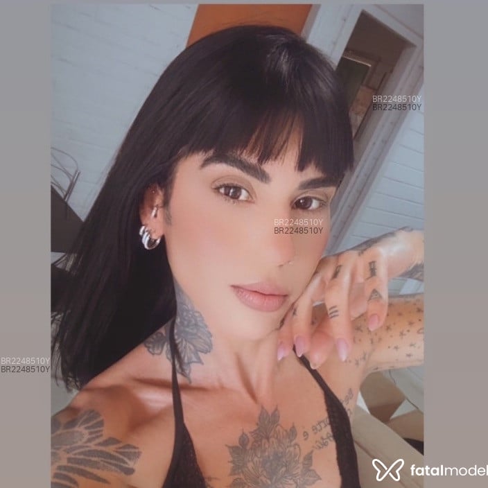 Acompanhante Cleópatra - Feed