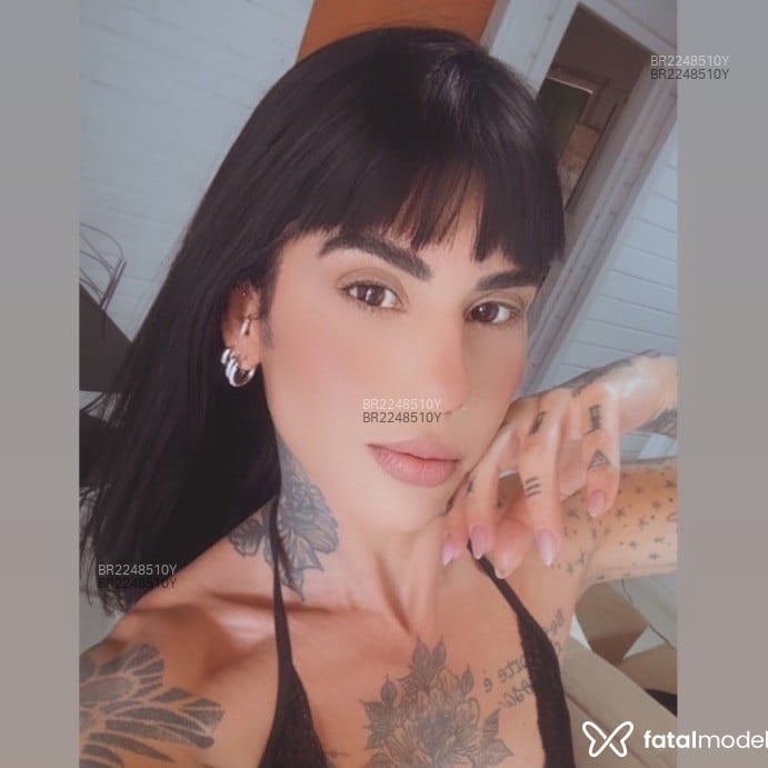 Acompanhante Cleópatra - Feed