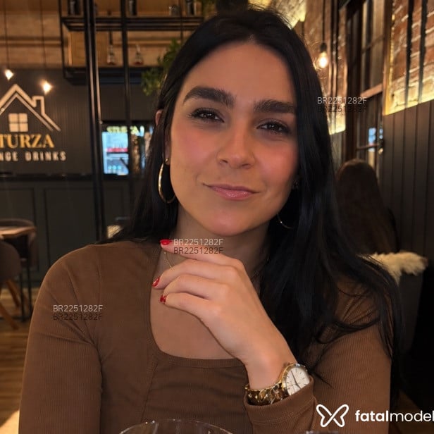 Acompanhante MORENA - Feed