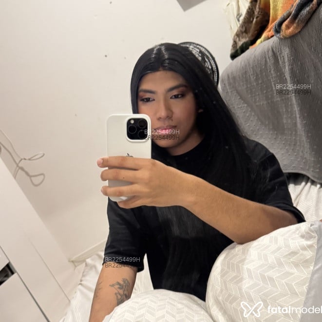 Acompanhante Jennye - Feed