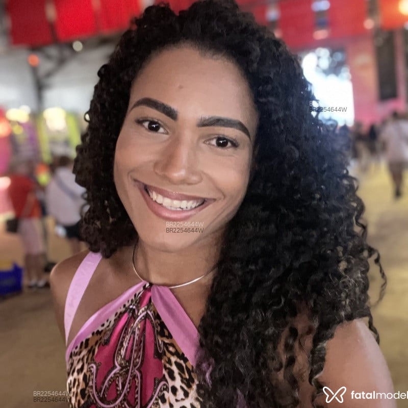 Acompanhante Violetta - Feed