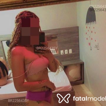 Acompanhante Morena - Feed