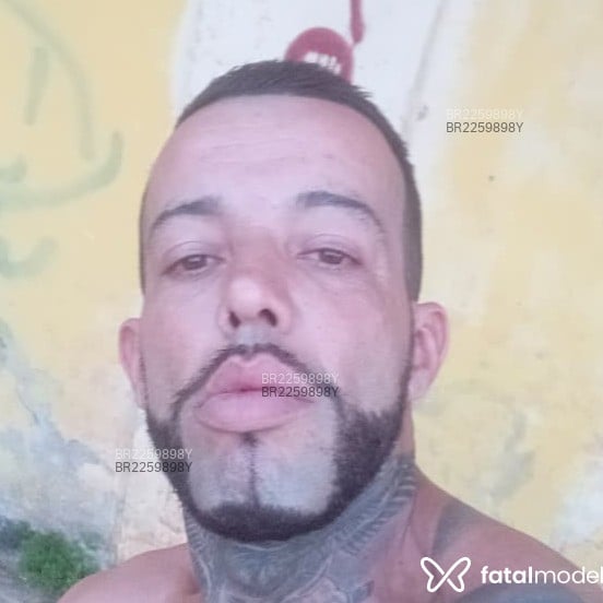 Acompanhante Roberto - Feed