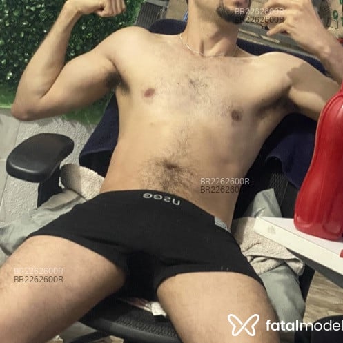 Acompanhante Pedrito - Feed