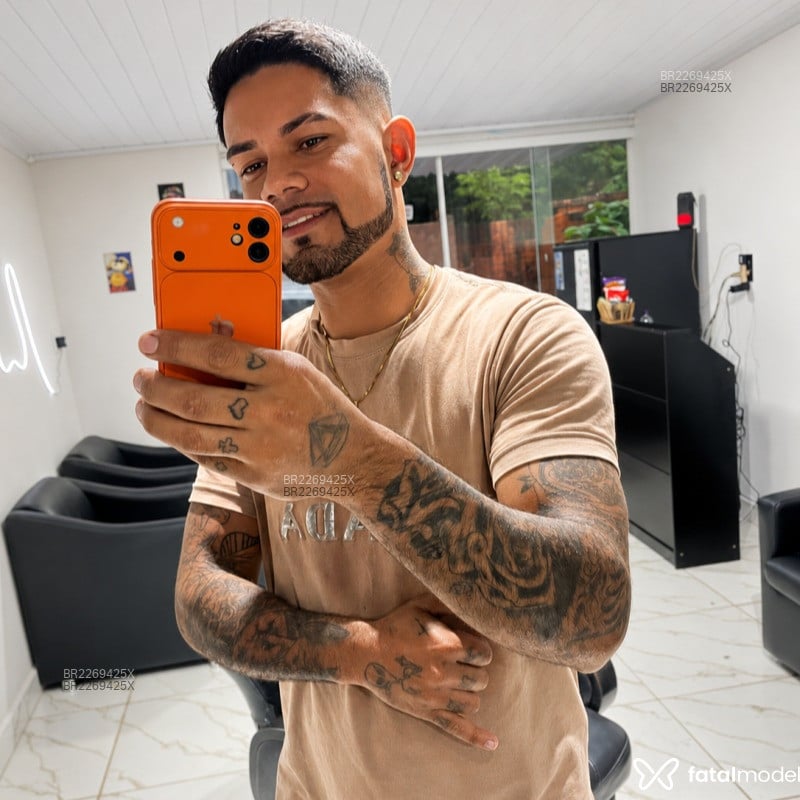 Acompanhante Cesar - Feed