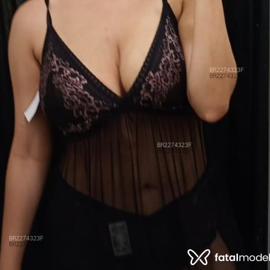 Acompanhante Nina - Feed