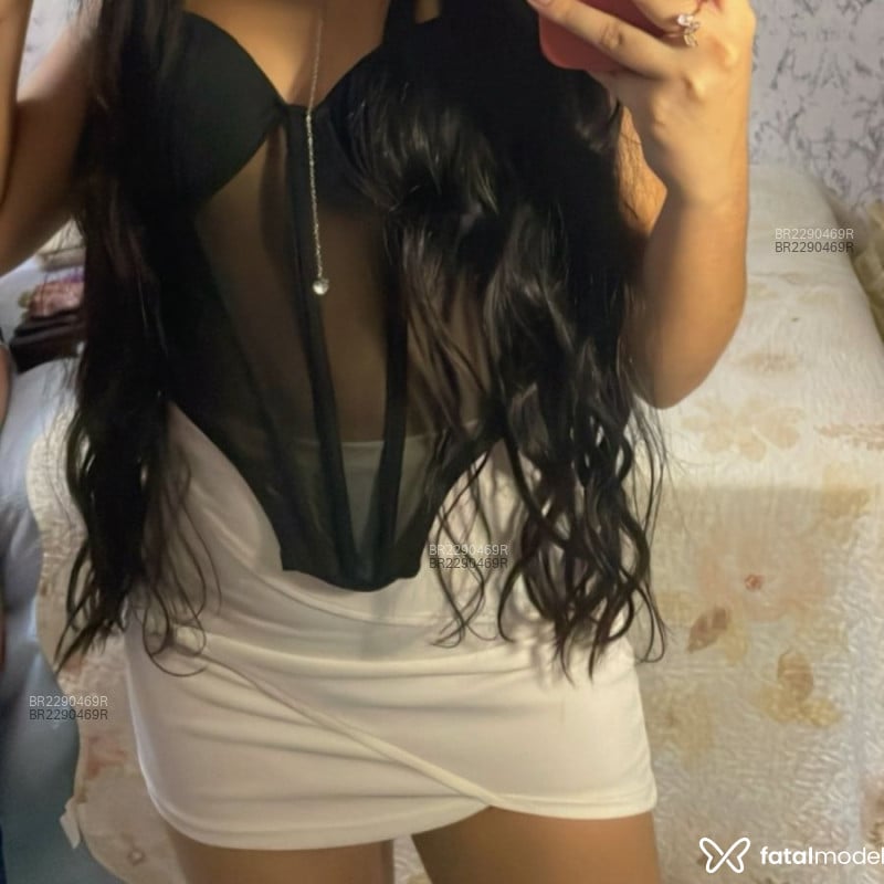 Acompanhante Emilly - Feed
