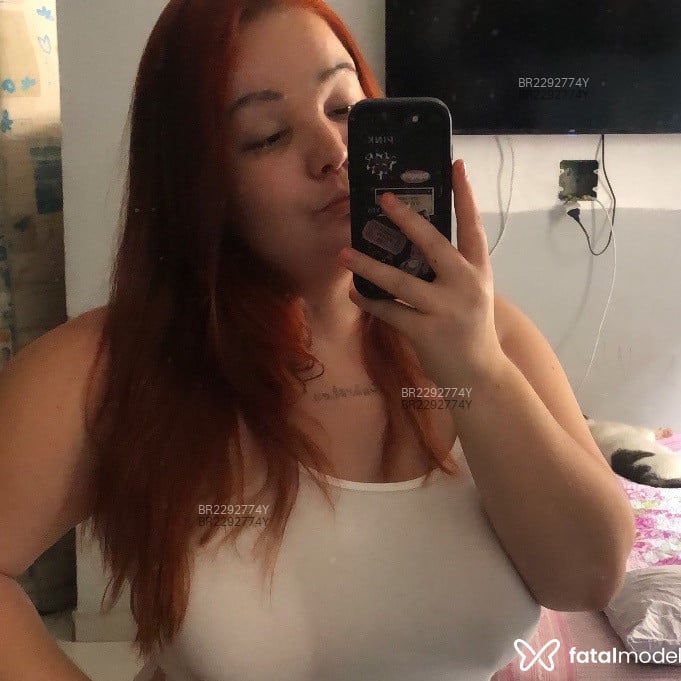 Acompanhante Emilly - Feed