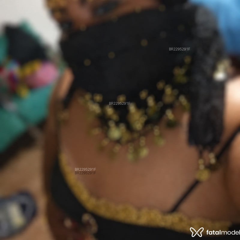 Acompanhante Radasha - Feed