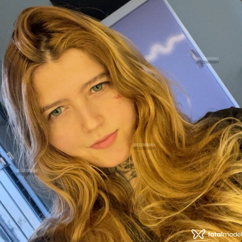Acompanhante Penélope - Feed