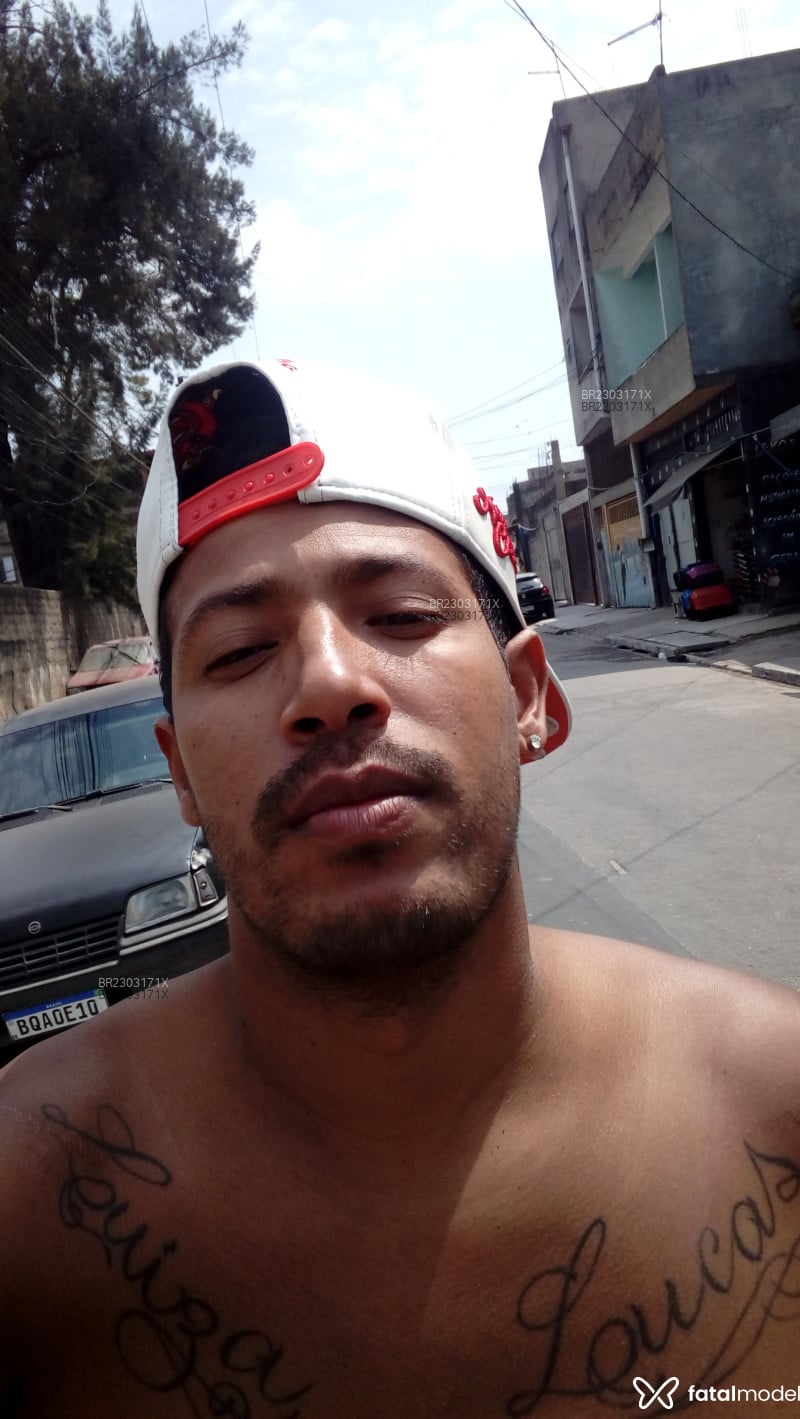 Acompanhante Leandro - Feed