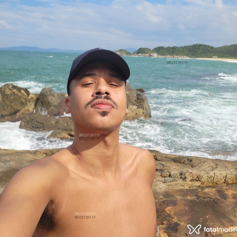 Acompanhante Zinho - Feed