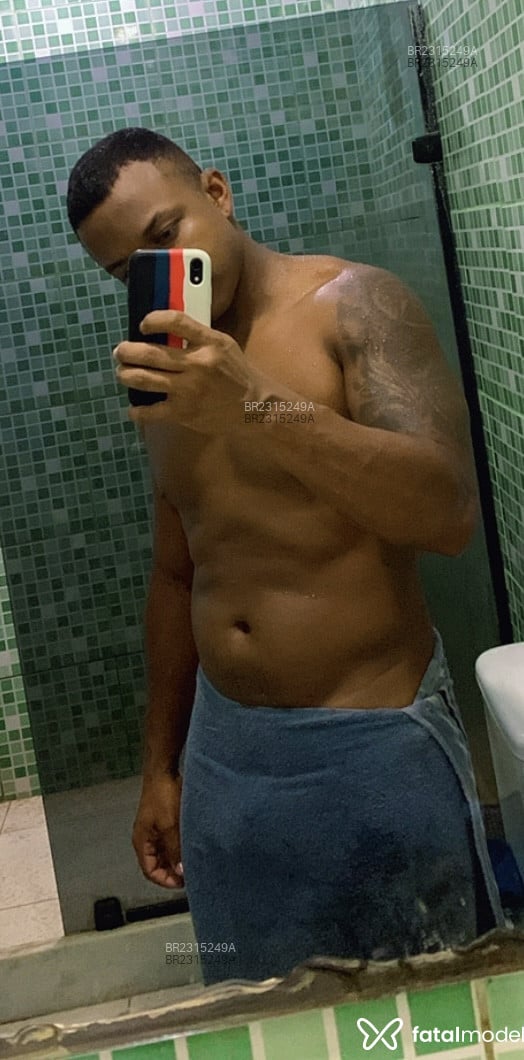 Acompanhante Pretoquente - Feed