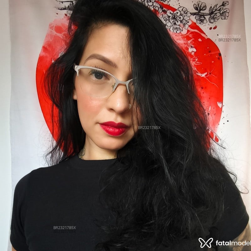 Acompanhante Lanna - Feed