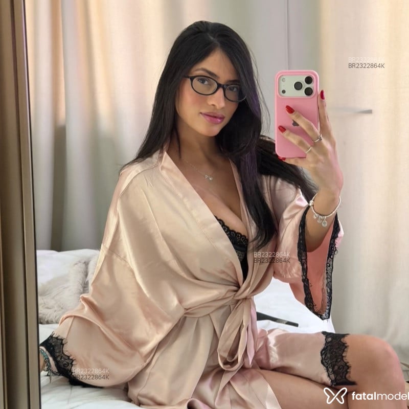 Acompanhante Anna Sol - Feed