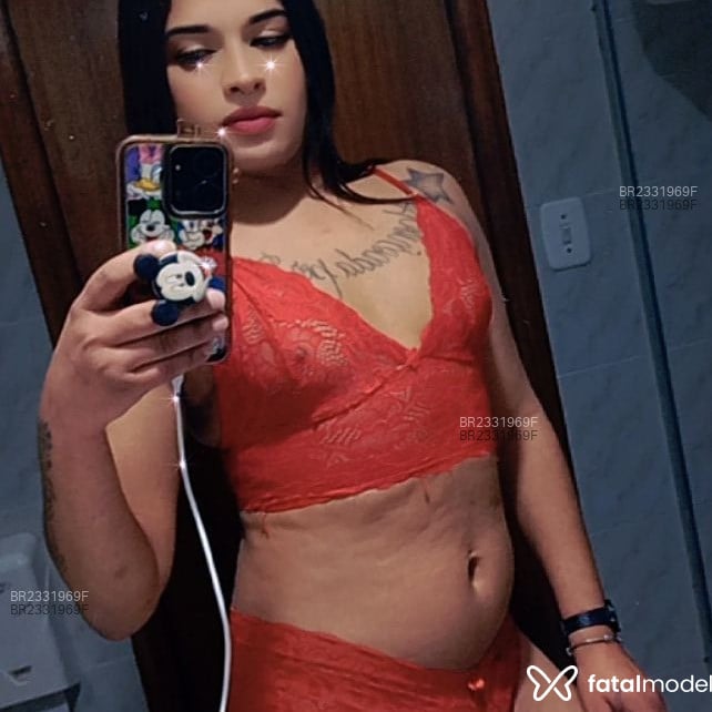 Acompanhante Pyetra Bennett - Feed