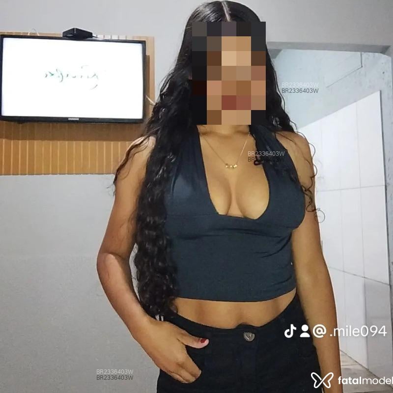 Acompanhante Aninha - Feed