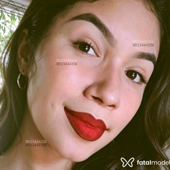 Acompanhante Lara - Feed