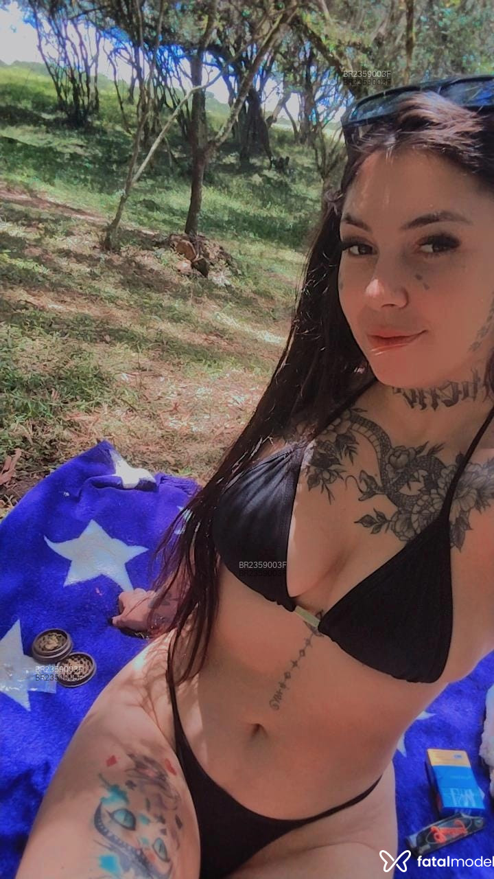 Acompanhante Felicia - Feed