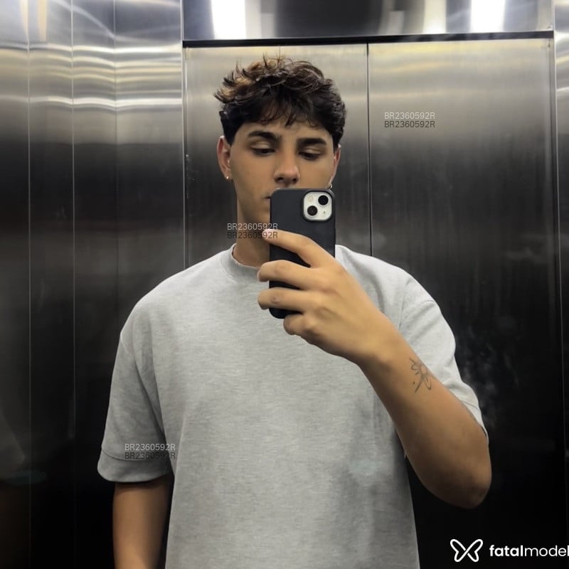 Acompanhante Pedro - Feed