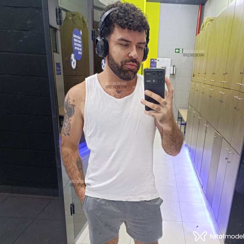 Acompanhante Renato - Feed