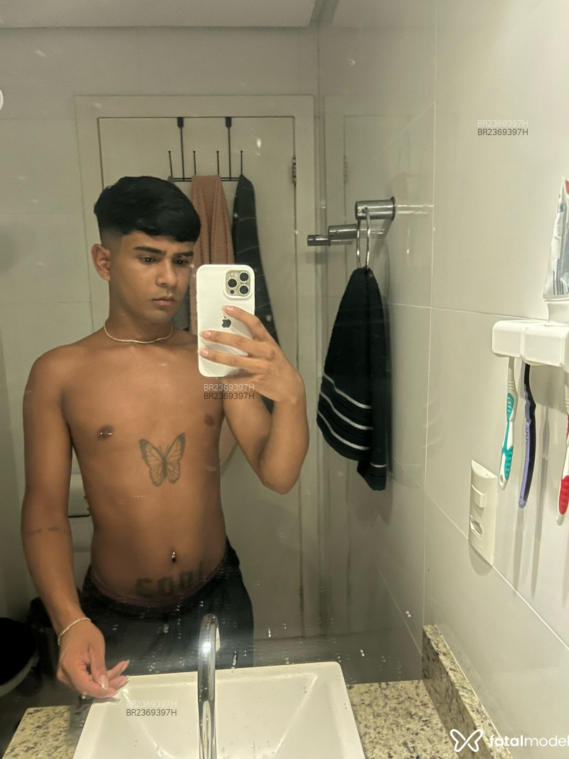 Acompanhante Ezequiel - Feed