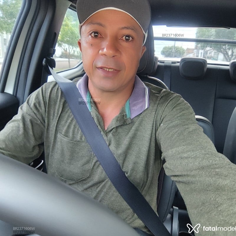 Acompanhante Carlos - Feed