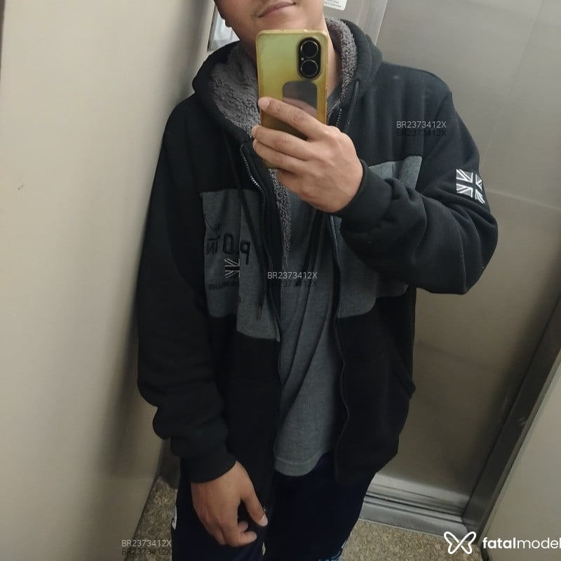 Acompanhante Lucas - Feed