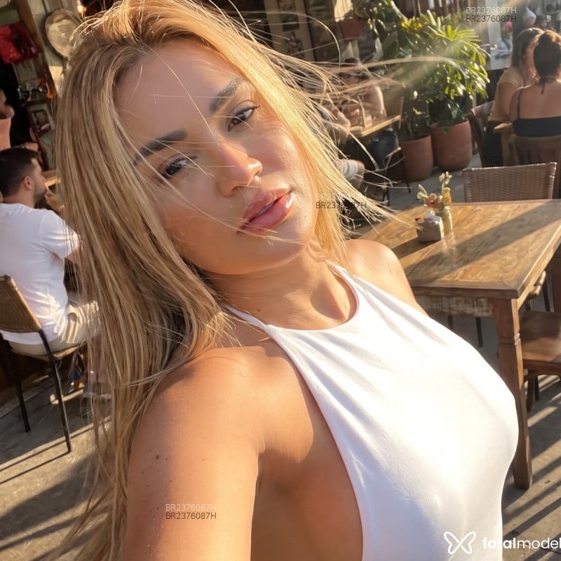 Acompanhante Larissa - Feed